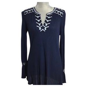 Lucky Brand Blue Embroidered Top Size Small
